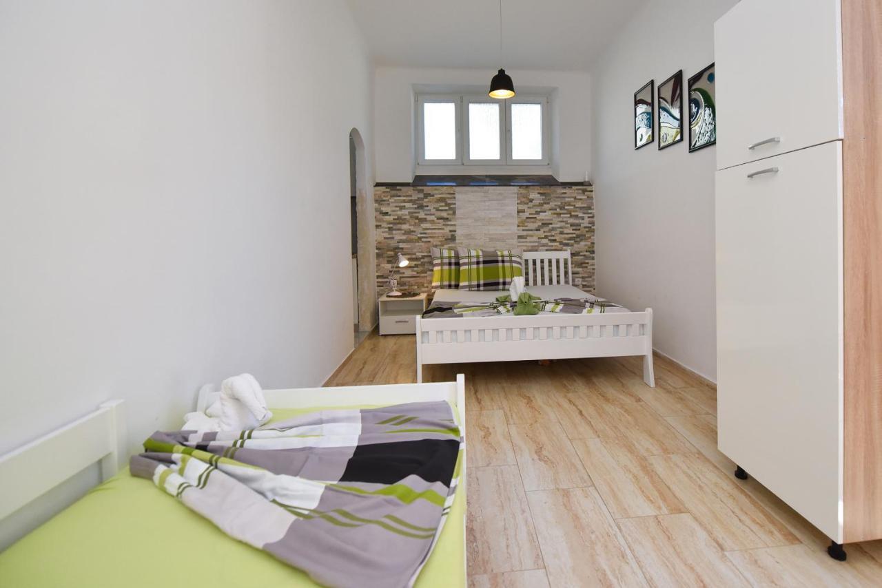 Apartments Smoky M Novalja Extérieur photo